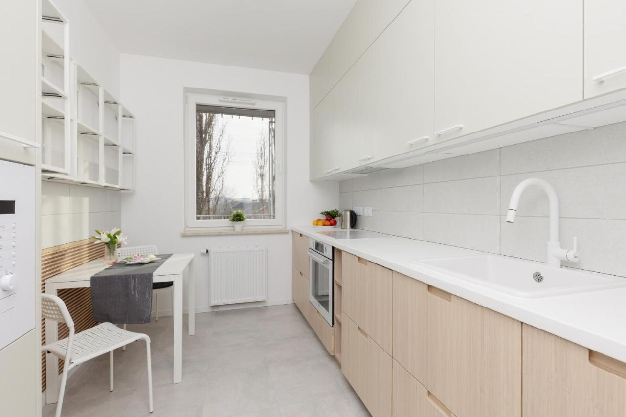 Stacja Wola Apartments With Parking By Noclegi Renters Warszawa Eksteriør billede