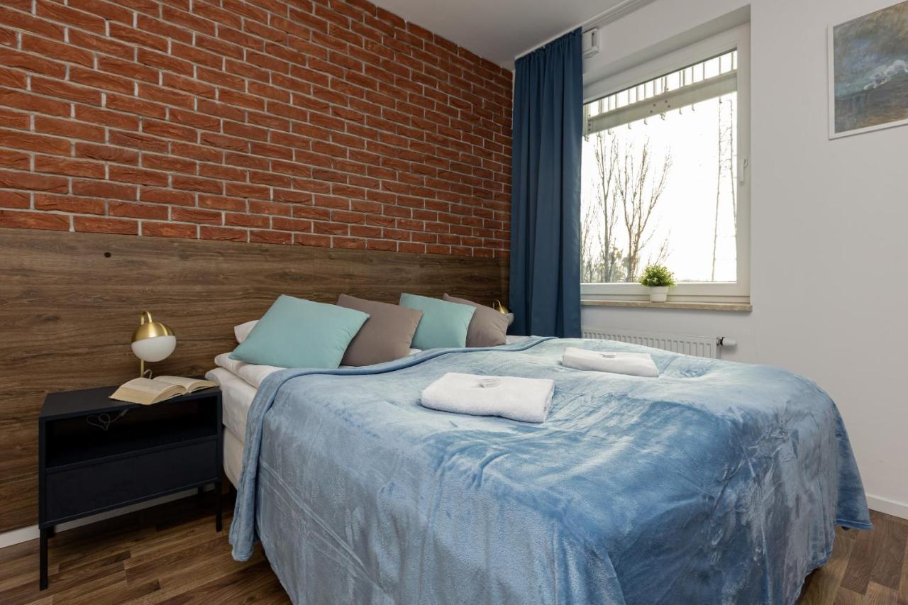 Stacja Wola Apartments With Parking By Noclegi Renters Warszawa Eksteriør billede