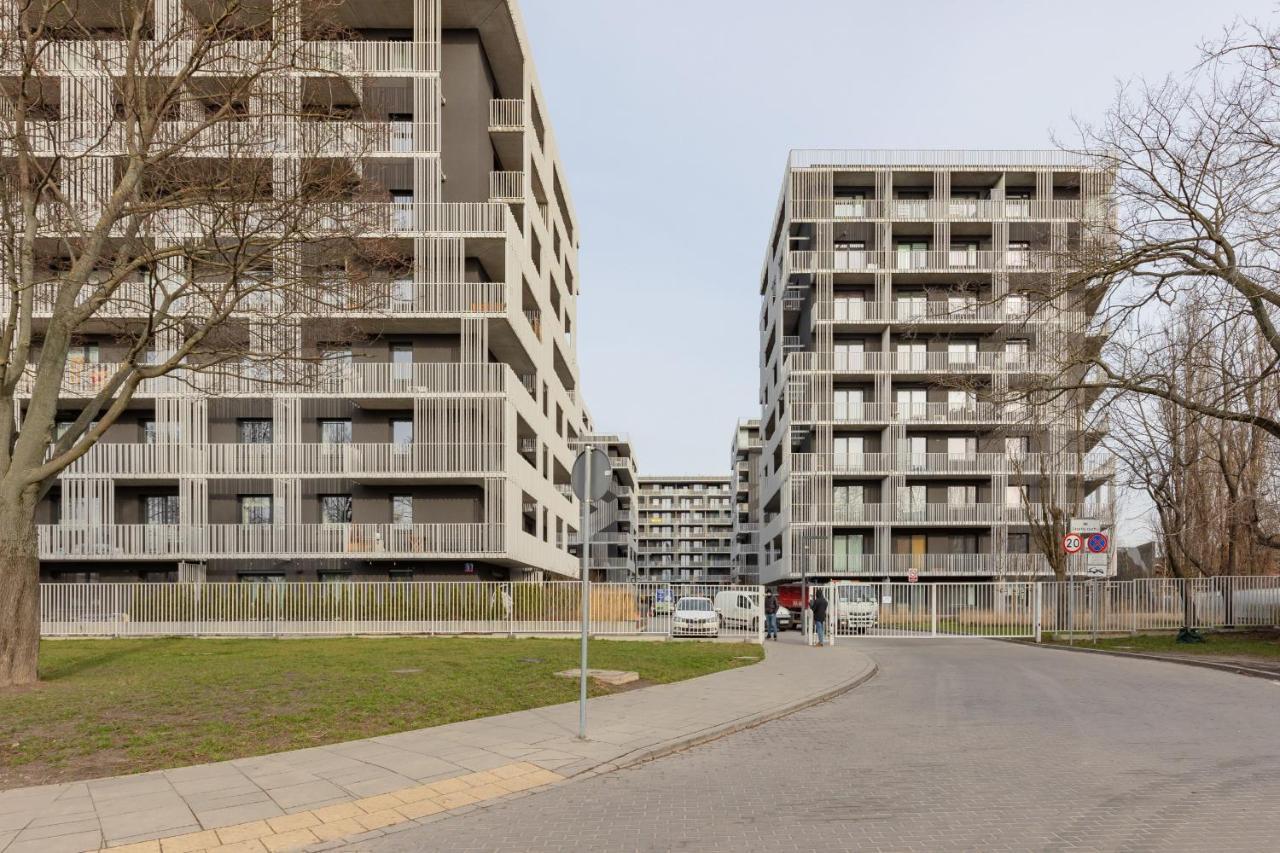 Stacja Wola Apartments With Parking By Noclegi Renters Warszawa Eksteriør billede